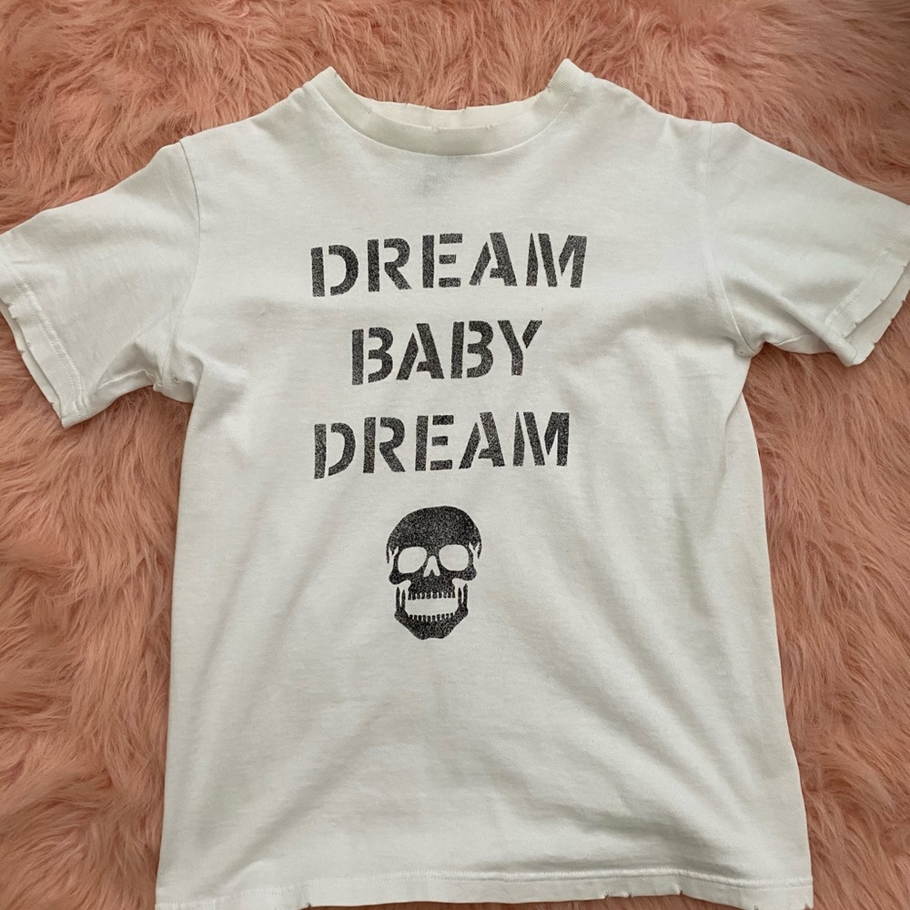 Number Nine Tee "Dream Baby Dream"